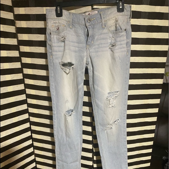 Hollister Light Washed Pin Striped Destroyed Jeans - Picture 1 of 7